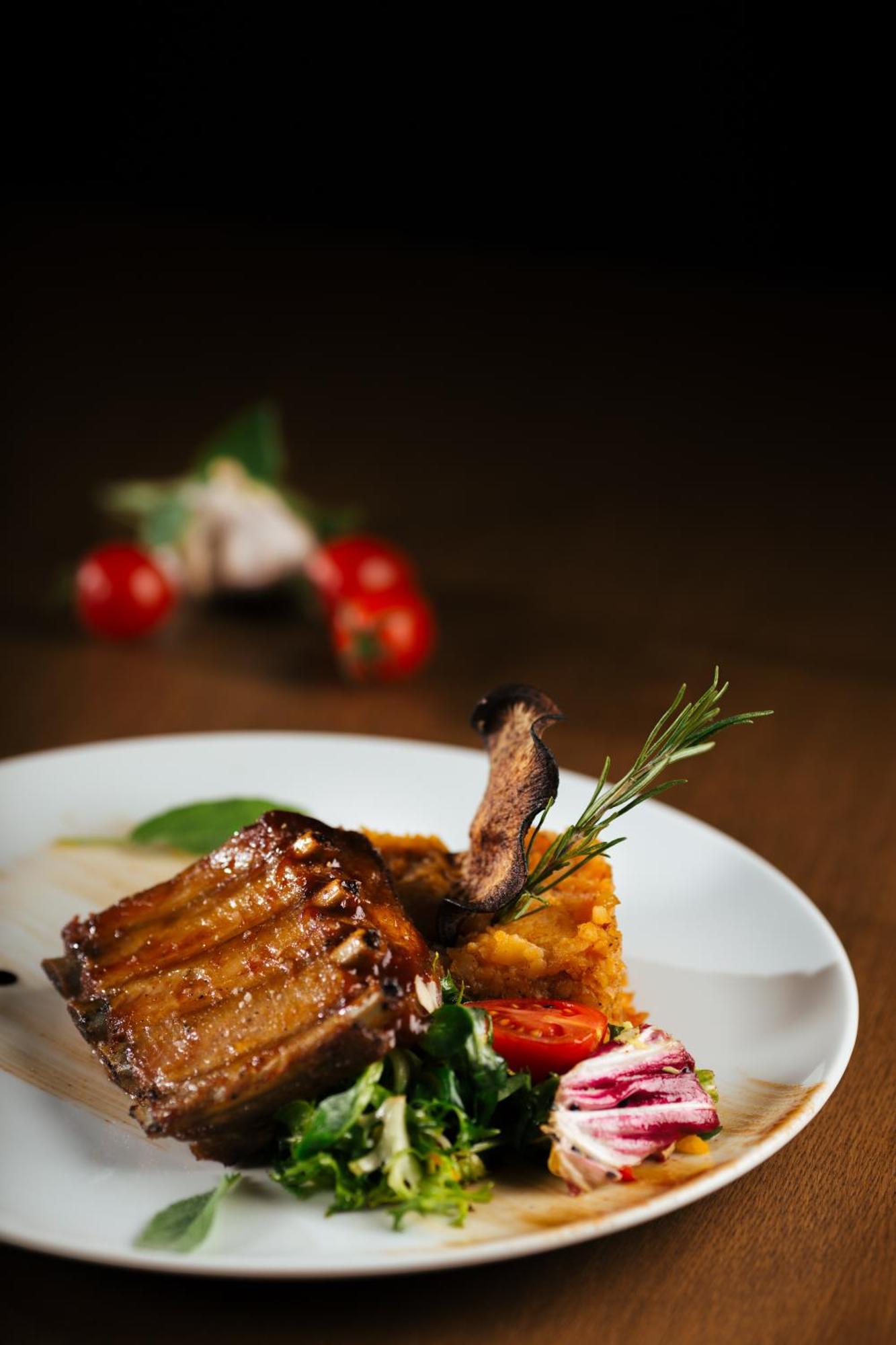 Areo Hotel & Restaurant Bradesti Экстерьер фото